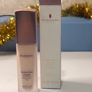 Elizabeth Arden Flawless Finish Foundation - Tan